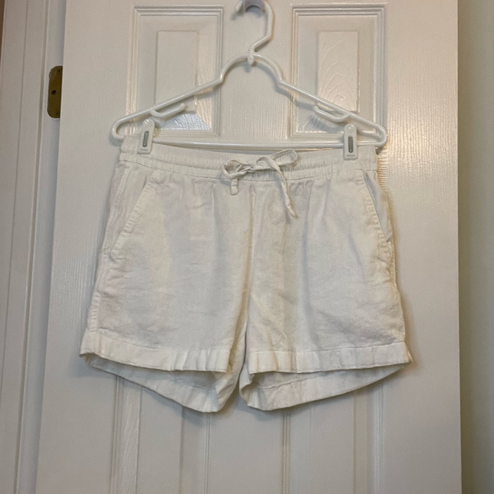 Old Navy White Shorts Womens SP WELL-WORN